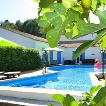 La Villa Du Menhir Chambre D'Hotes Bize-Minervois Bagian luar foto