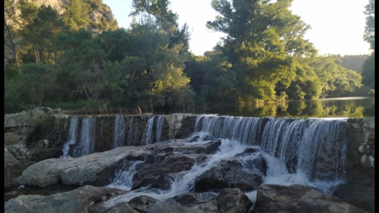 La Villa Du Menhir Chambre D'Hotes Bize-Minervois Bagian luar foto