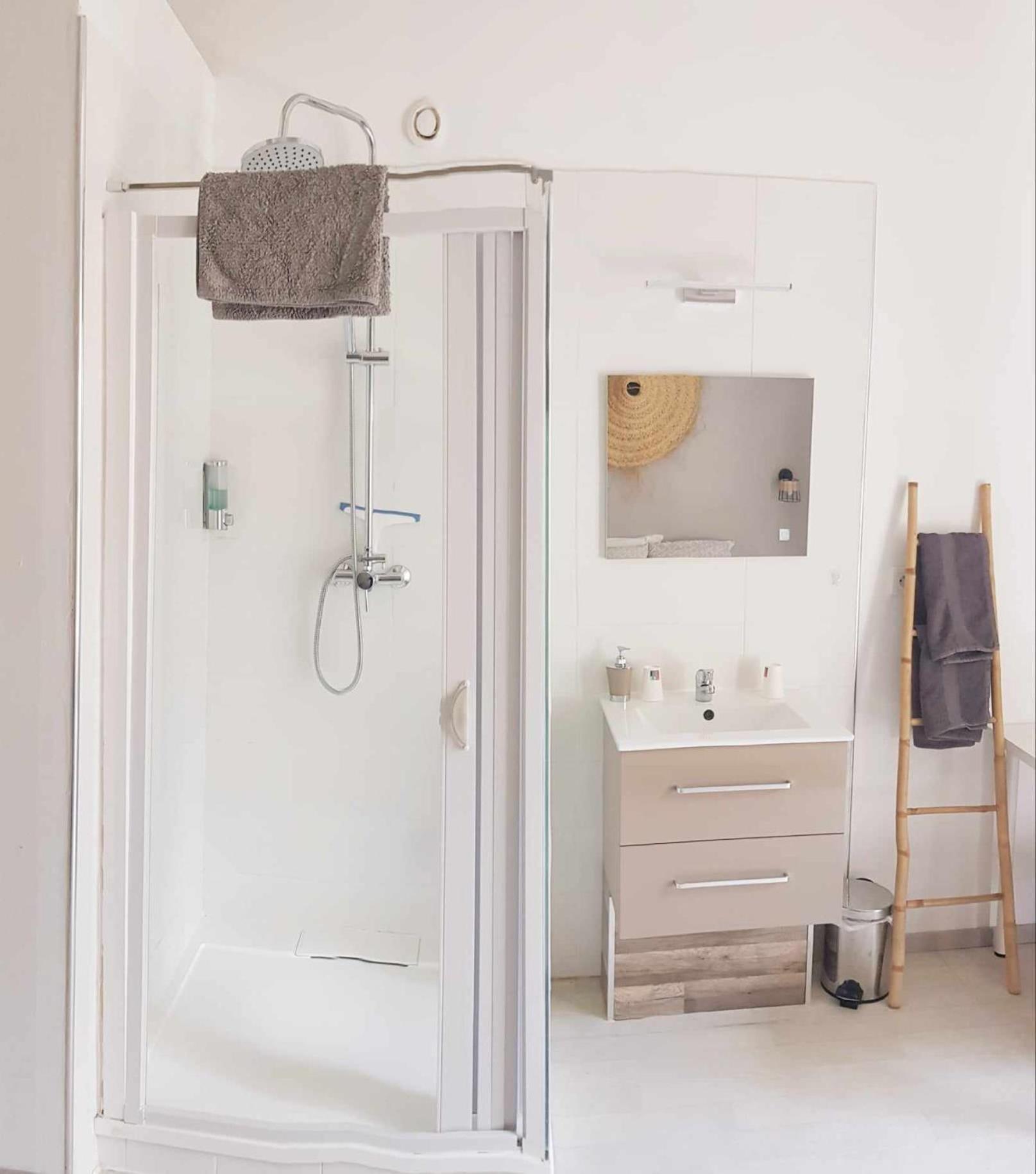 La Villa Du Menhir Chambre D'Hotes Bize-Minervois Bagian luar foto